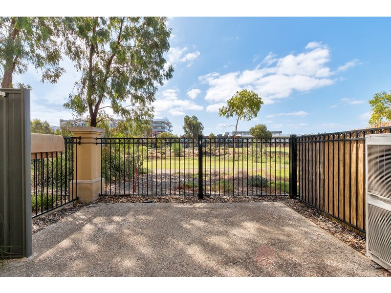 84 Harvey Circuit, Mawson Lakes SA 5095