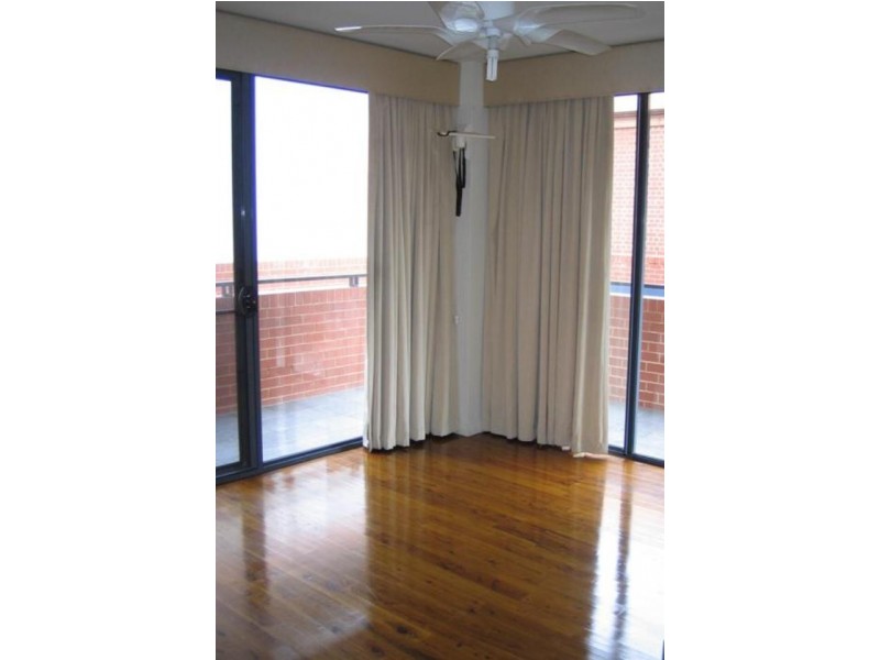 8/9 Ebenezer Place, Adelaide SA 5000