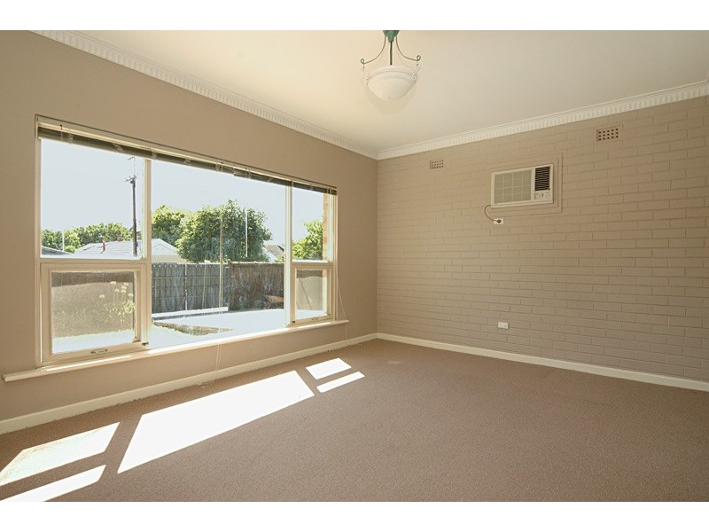 17 Fife Street, Vale Park SA 5081