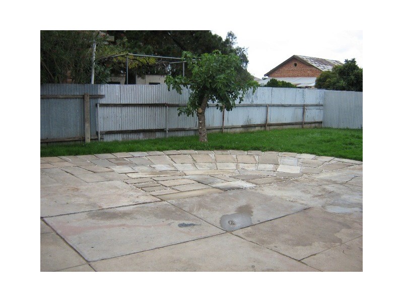 11 Kintore Avenue, Kilburn SA 5084