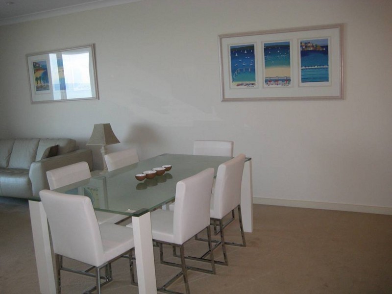Apart 37 Marina Pier, Holdfast Shores, Glenelg SA 5045