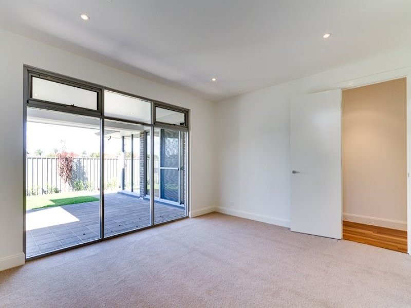 12 Vasileff Court (Henley Green Estate), Fulham Gardens SA 5024
