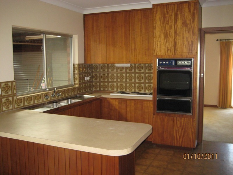 13 Motley Avenue, Fulham Gardens SA 5024