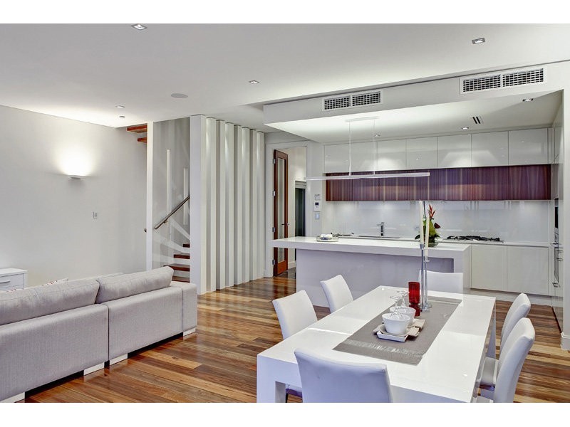 60 Seaview Rd, West Beach SA 5024