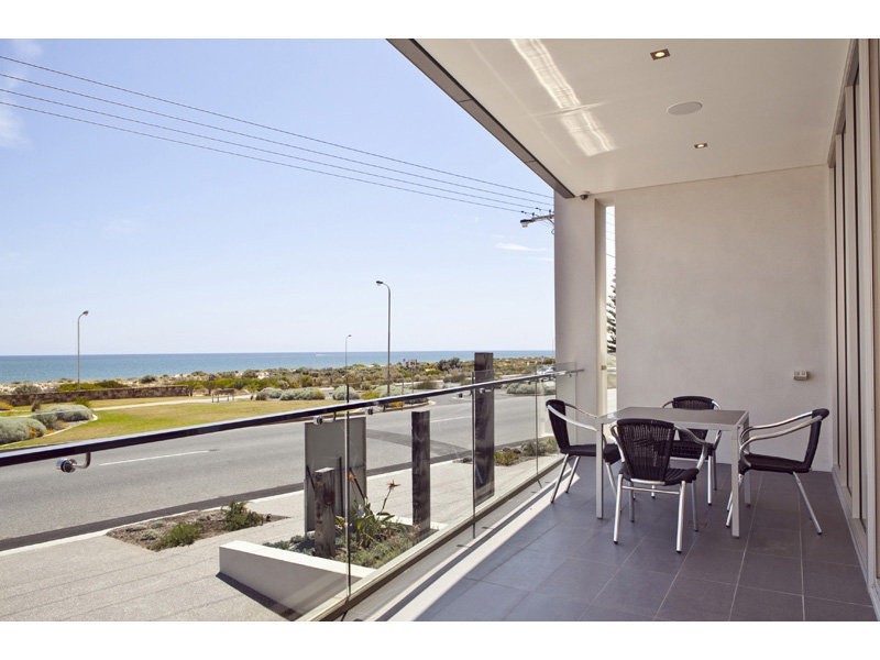60 Seaview Rd, West Beach SA 5024