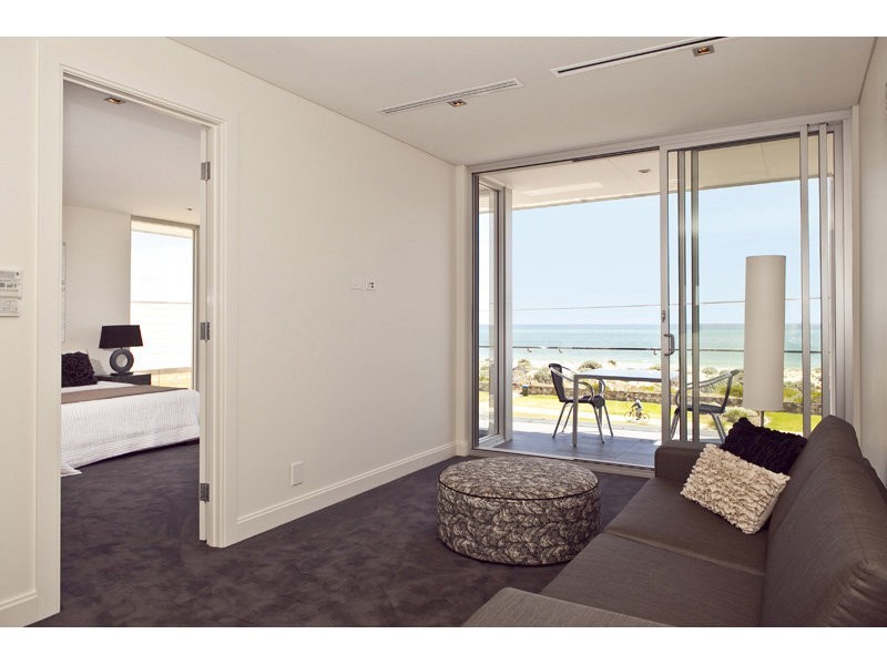 60 Seaview Rd, West Beach SA 5024