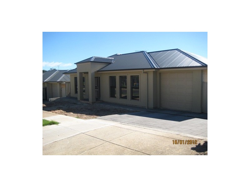31 Blyth Street, Clearview SA 5085