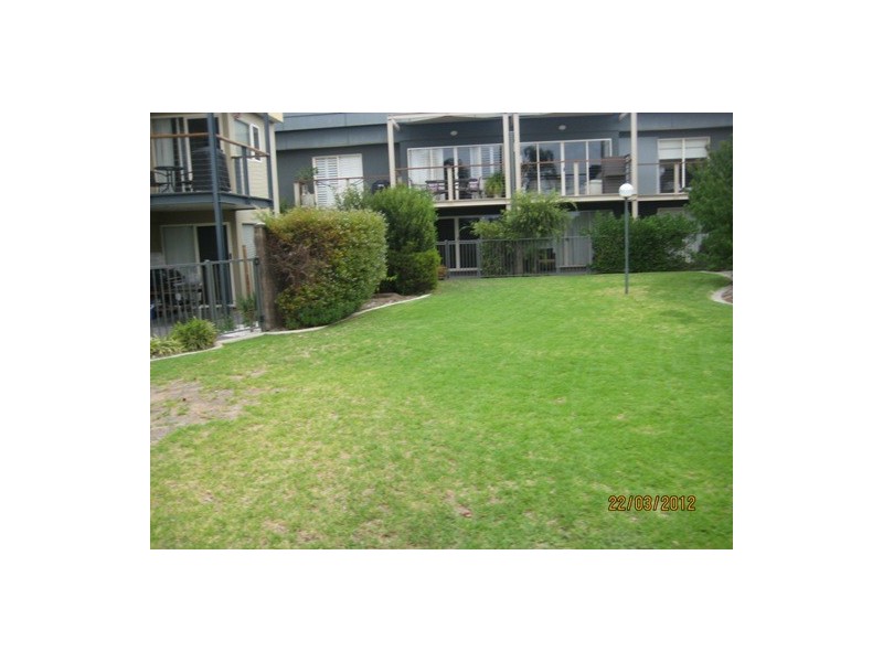 16/74 Military Road, Tennyson SA 5022