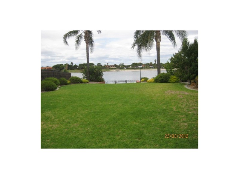 16/74 Military Road, Tennyson SA 5022