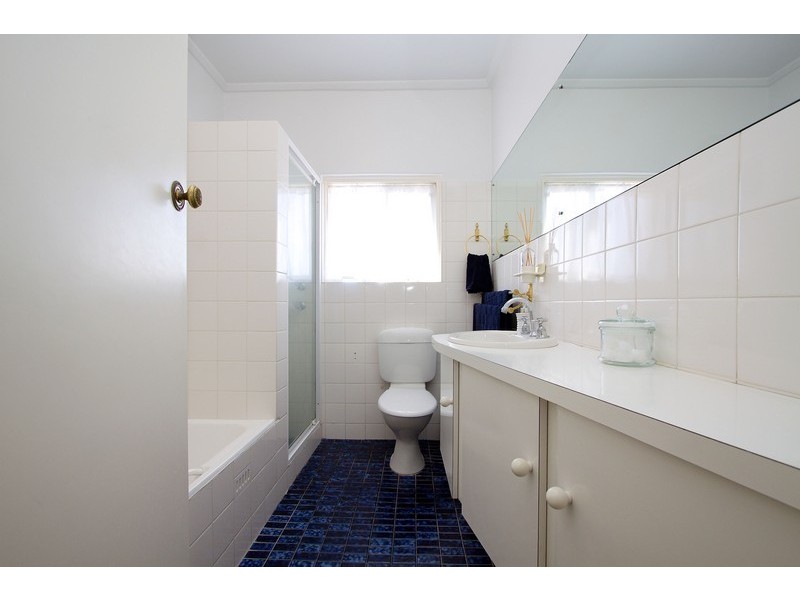 5-1 Raymond Grove, Glenelg SA 5045