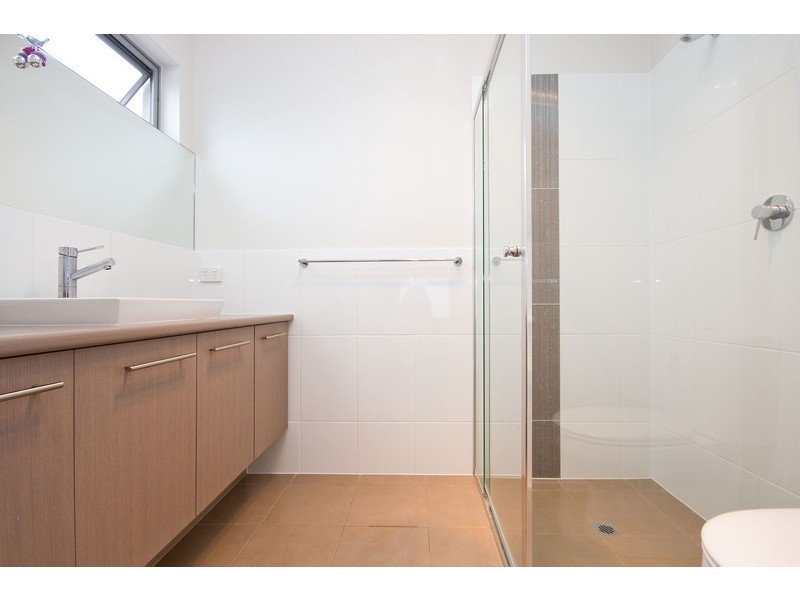 27 Parsons Grove, Park Holme SA 5043