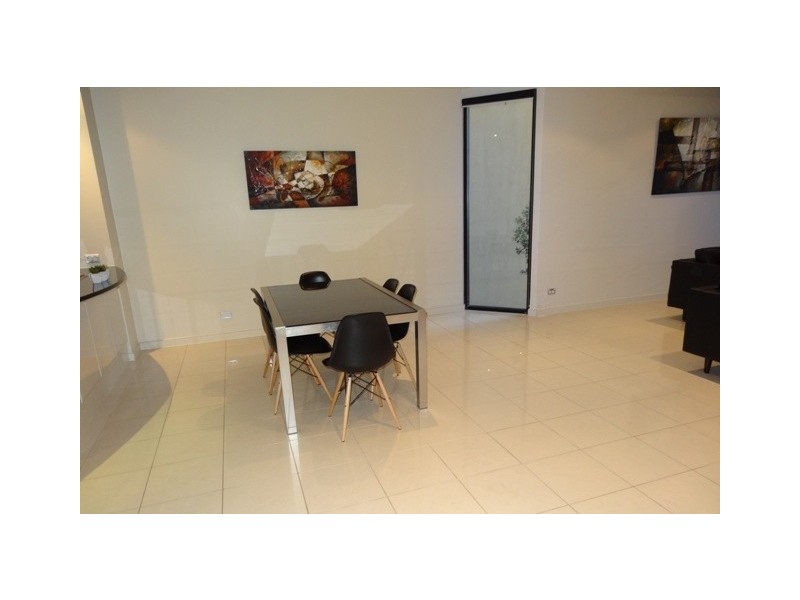 2/7 North Esplanade, Glenelg SA 5045