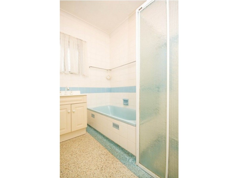 48 Nilpena Ave, Park Holme SA 5043