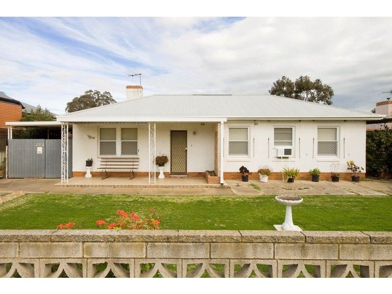 1 Balmoral Street, Lockleys SA 5032