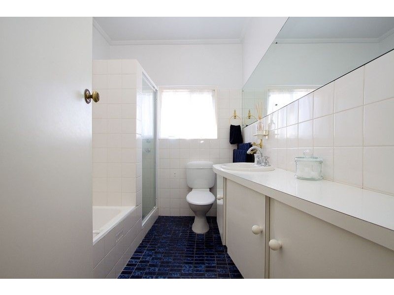 5-1 Raymond Grove, Glenelg SA 5045