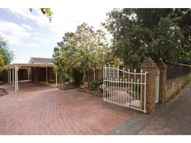110 Kensington Road (Entry off Giles St), Toorak Gardens SA 5065
