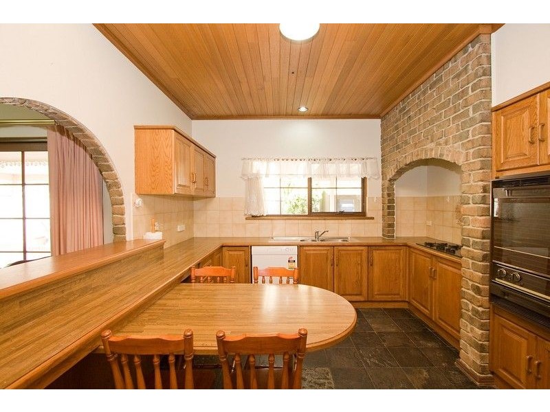 110 Kensington Road (Entry off Giles St), Toorak Gardens SA 5065