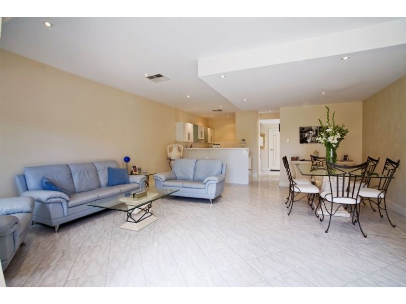 11A Sandison Terrace, Glenelg North SA 5045