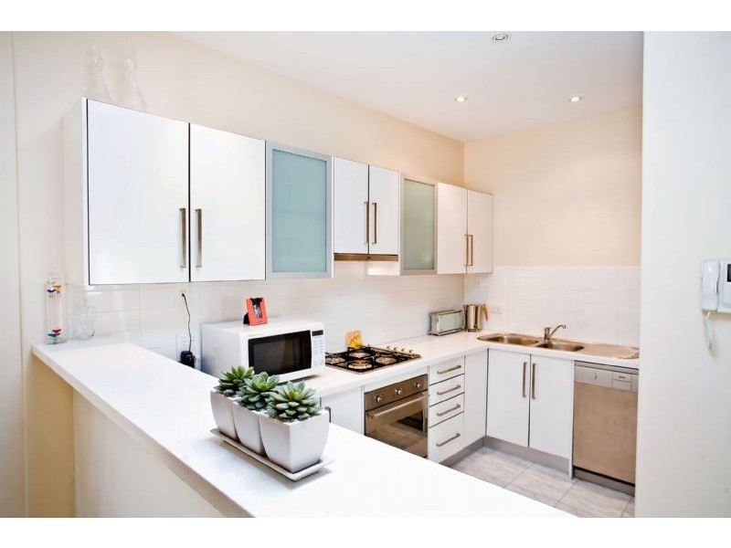 11A Sandison Terrace, Glenelg North SA 5045