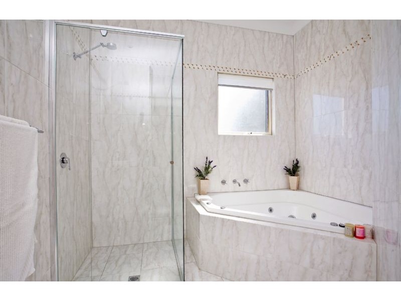 11A Sandison Terrace, Glenelg North SA 5045