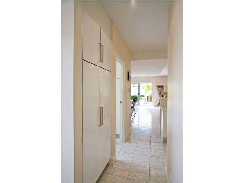 11A Sandison Terrace, Glenelg North SA 5045