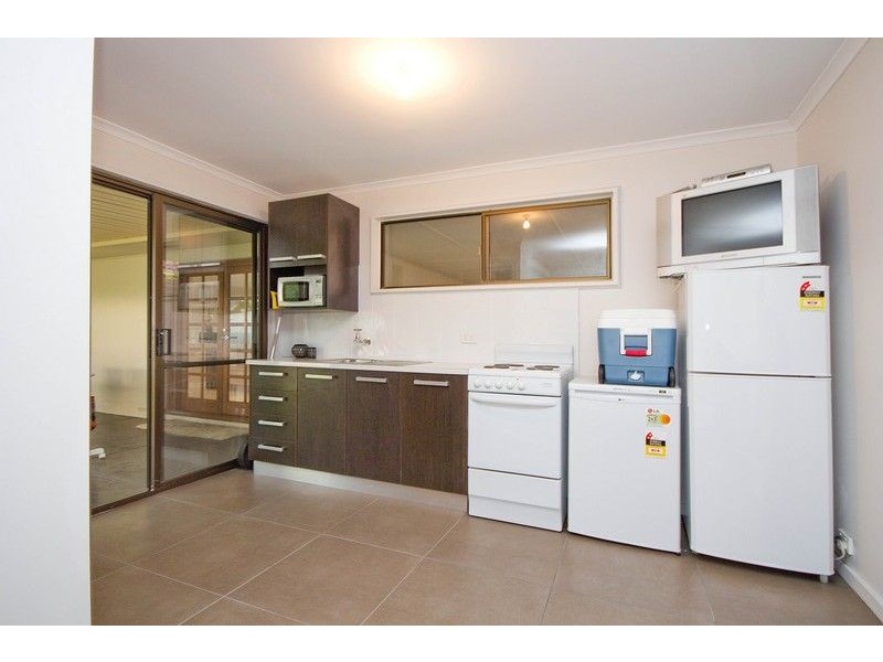 8 Shaun Crescent, Mitchell Park SA 5043