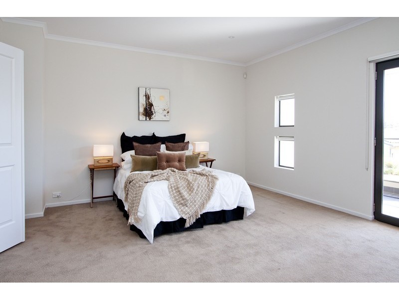 6 Alexander Ave, Grange SA 5022