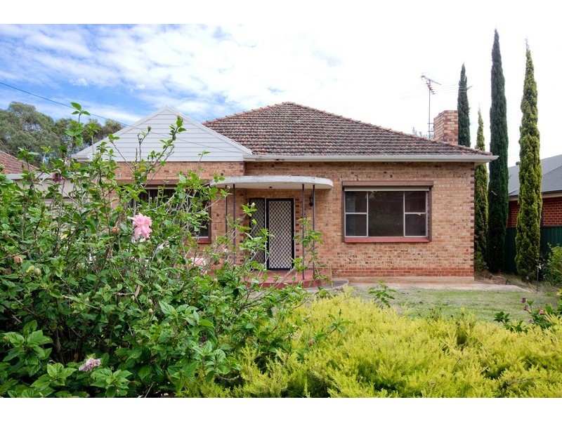 4 Riverdale Road, Myrtle Bank SA 5064