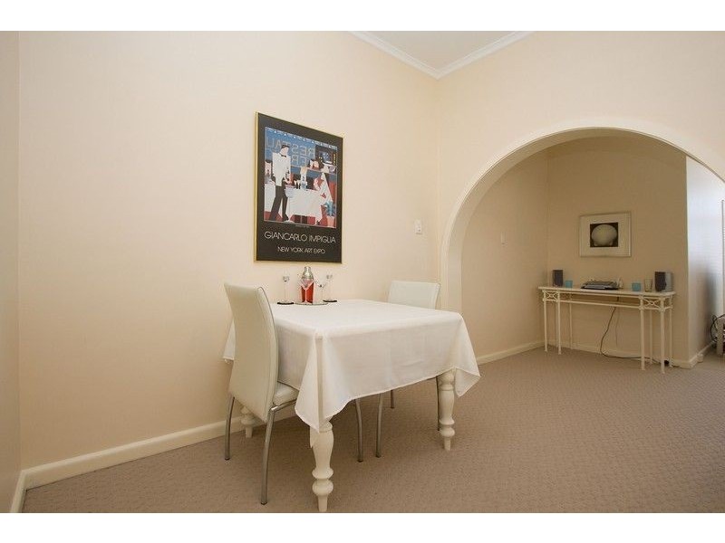 5/1 Raymond Grove, Glenelg SA 5045