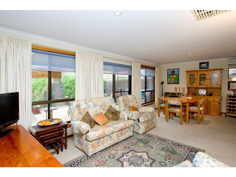 2/10 The parkway, Hampstead Gardens SA 5086