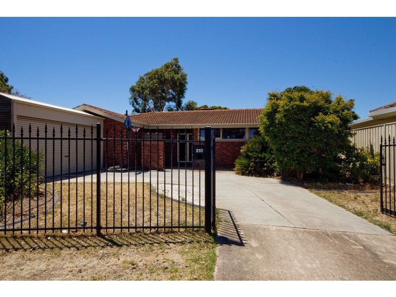 218 Trimmer Parade, Grange SA 5022