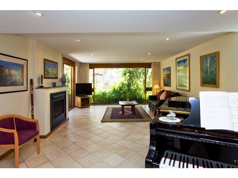 23 Grevillea Crescent, Stonyfell SA 5066