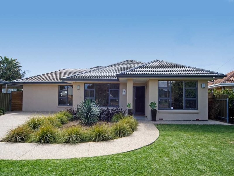 10 Winston Crescent, West Beach SA 5024
