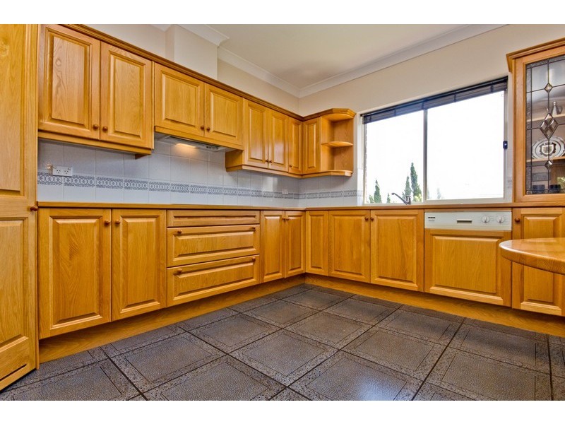 16 Traminer Way, Auldana SA 5072