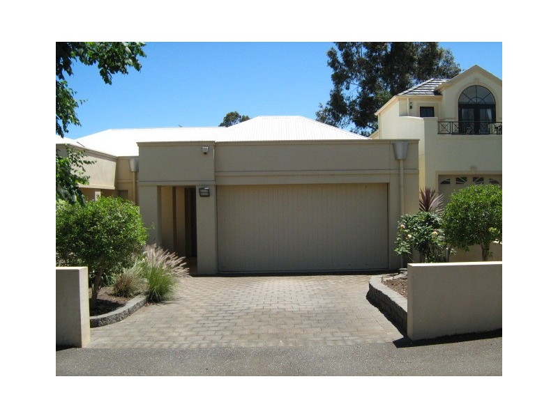 8 White Avenue, Fullarton SA 5063