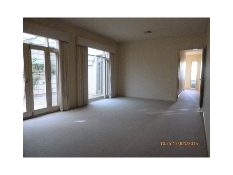 8 White Avenue, Fullarton SA 5063