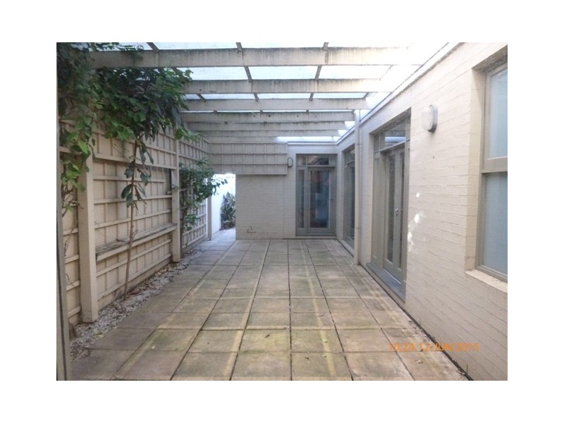 8 White Avenue, Fullarton SA 5063