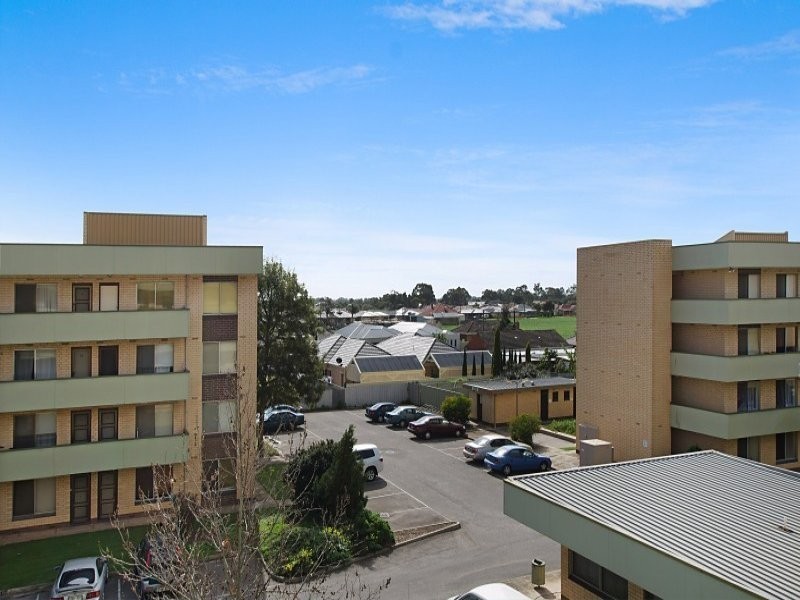 69/3 Noblet ST, Findon SA 5023