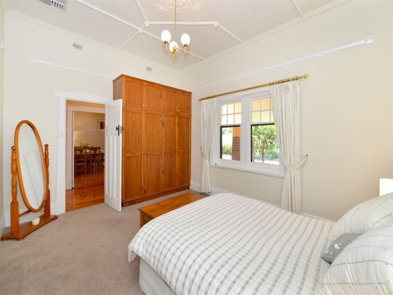 34 Wilson Terrace, Glenelg SA 5045