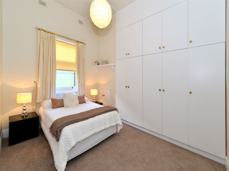 34 Wilson Terrace, Glenelg SA 5045