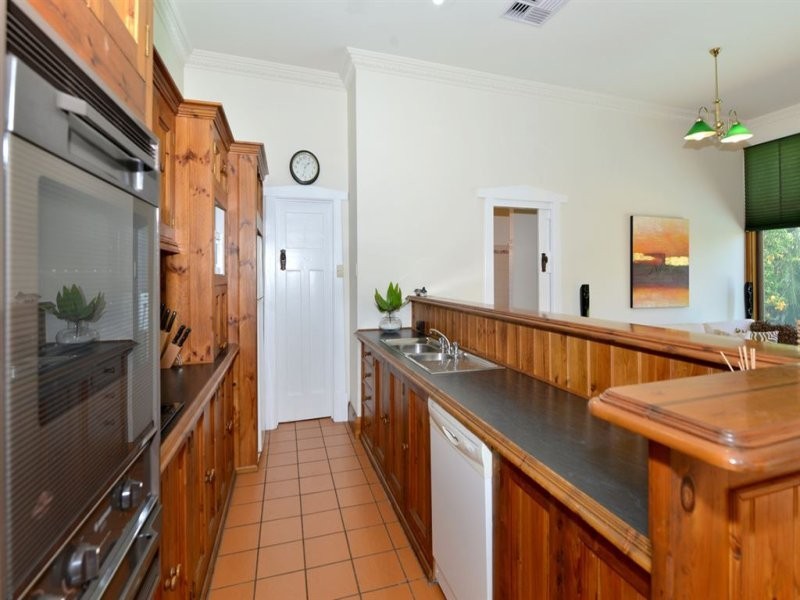 34 Wilson Terrace, Glenelg SA 5045