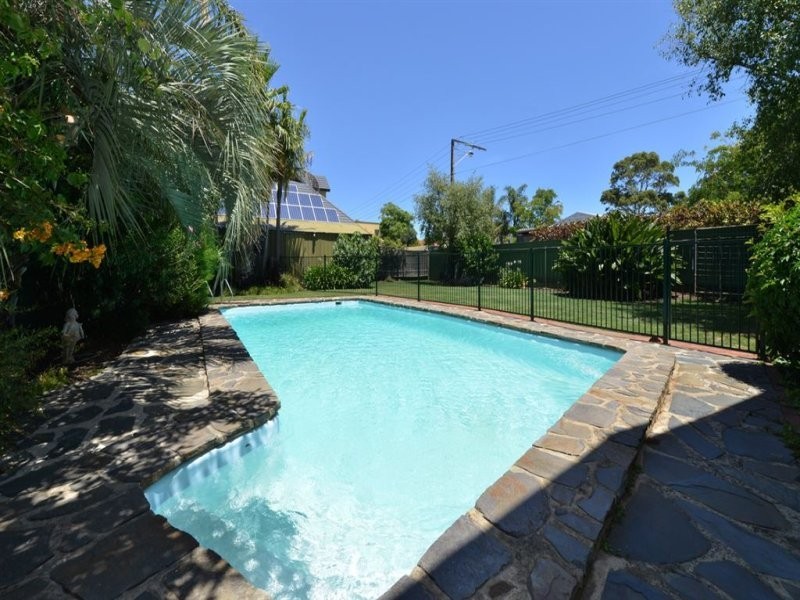34 Wilson Terrace, Glenelg SA 5045