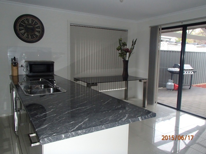 2A Beatrice Ave, Tea Tree Gully SA 5091