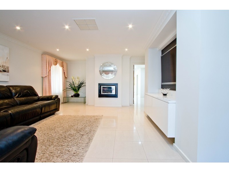 4 Tom Packer Drive, Athelstone SA 5076