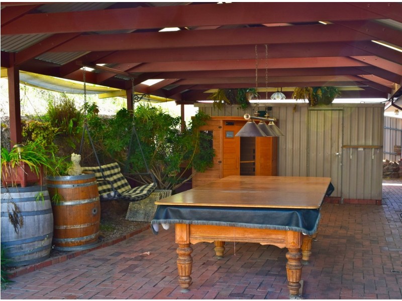 24 Glade Crescent, Hallett Cove SA 5158