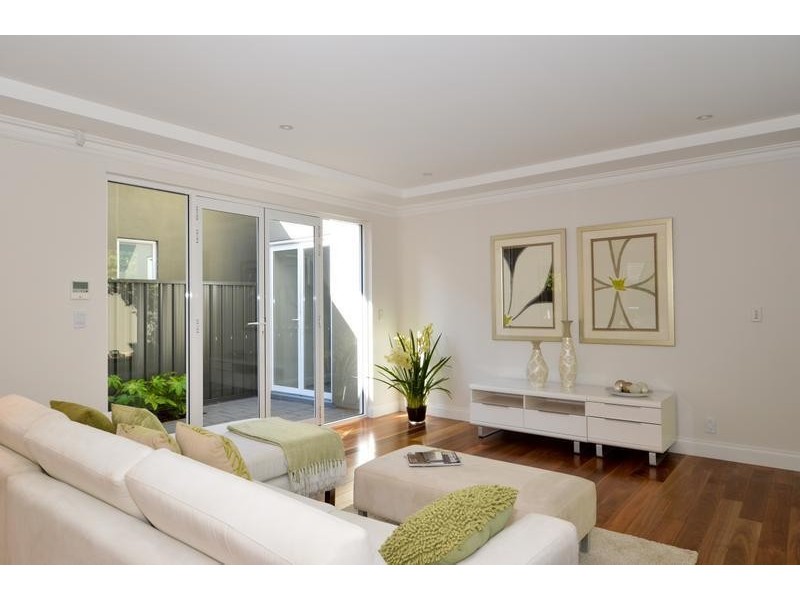 22 Hexham Avenue, Myrtle Bank SA 5064