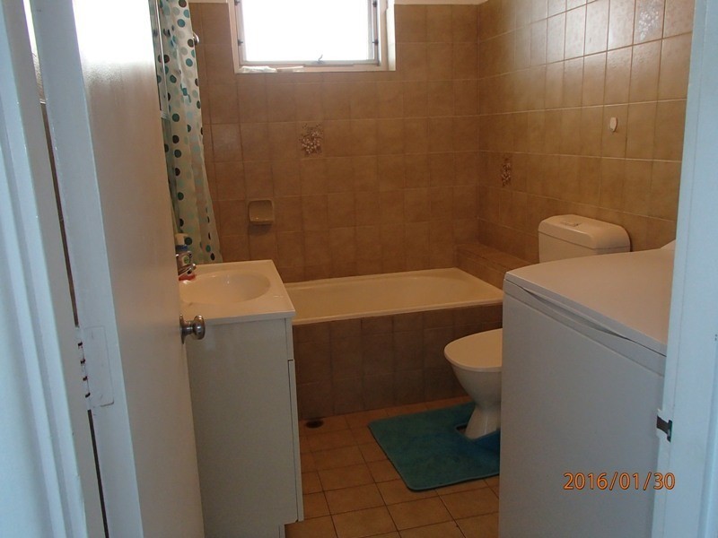 1/22 Seaview Road, West Beach SA 5024