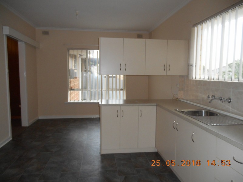 17 Canara Street, Para Hills SA 5096