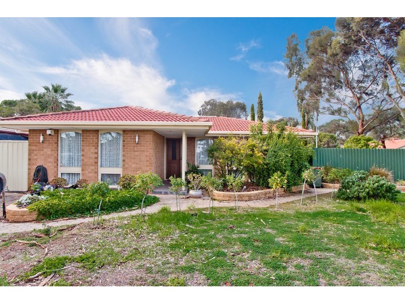 13 Raner Avenue, Parafield Gardens SA 5107
