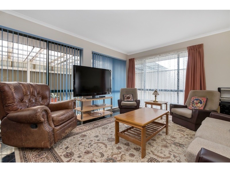 12 Columbia Street, Paralowie SA 5108